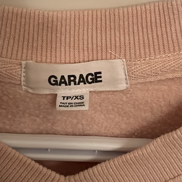 Garage blush pink V-neck crop sweatshirt, size XS - Picture 3 of 4